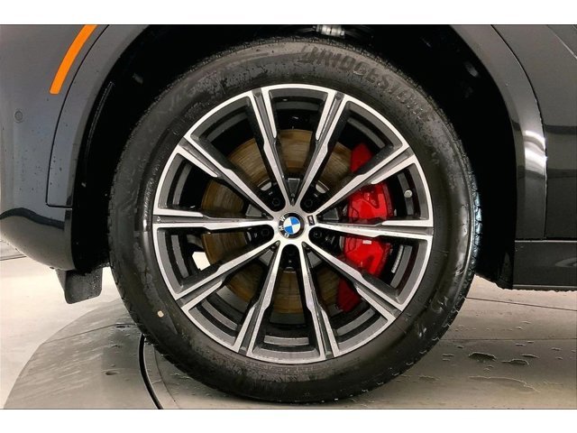 Used 2026 Black Sapphire Metallic BMW  image 9