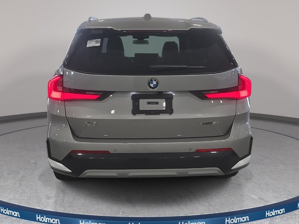 Used 2026 Space Silver Metallic BMW xDrive28i image 6