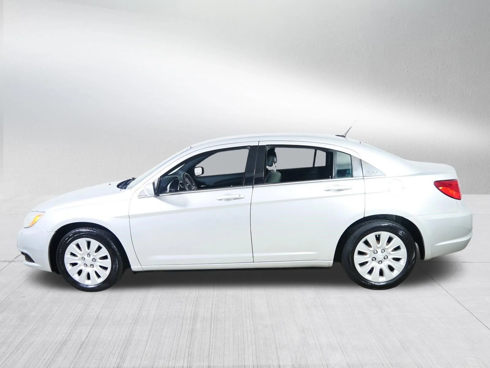 Used 2011 Bright Silver Metallic Chrysler LX image 4