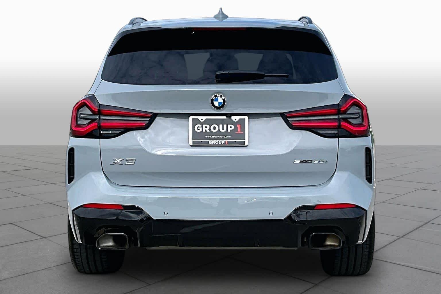Used 2024 Brooklyn Grey Metallic BMW sDrive30i image 4