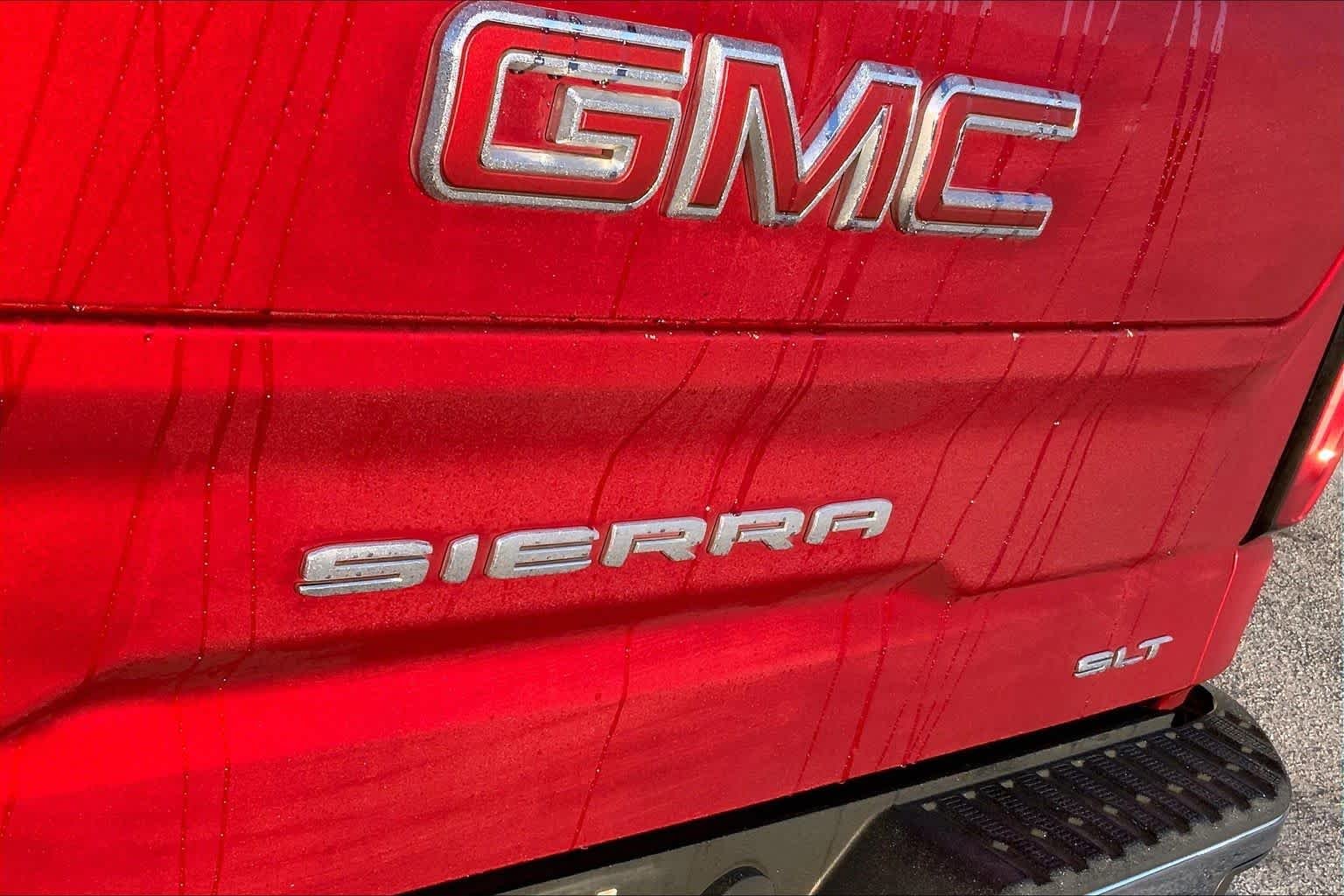 Used 2021 Cayenne Red Tintcoat GMC SLT image 28