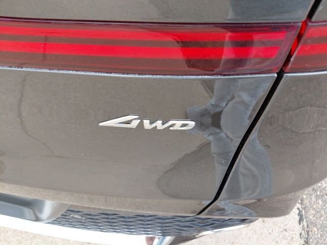 Used 2025 Gray Genesis 2.5T image 30