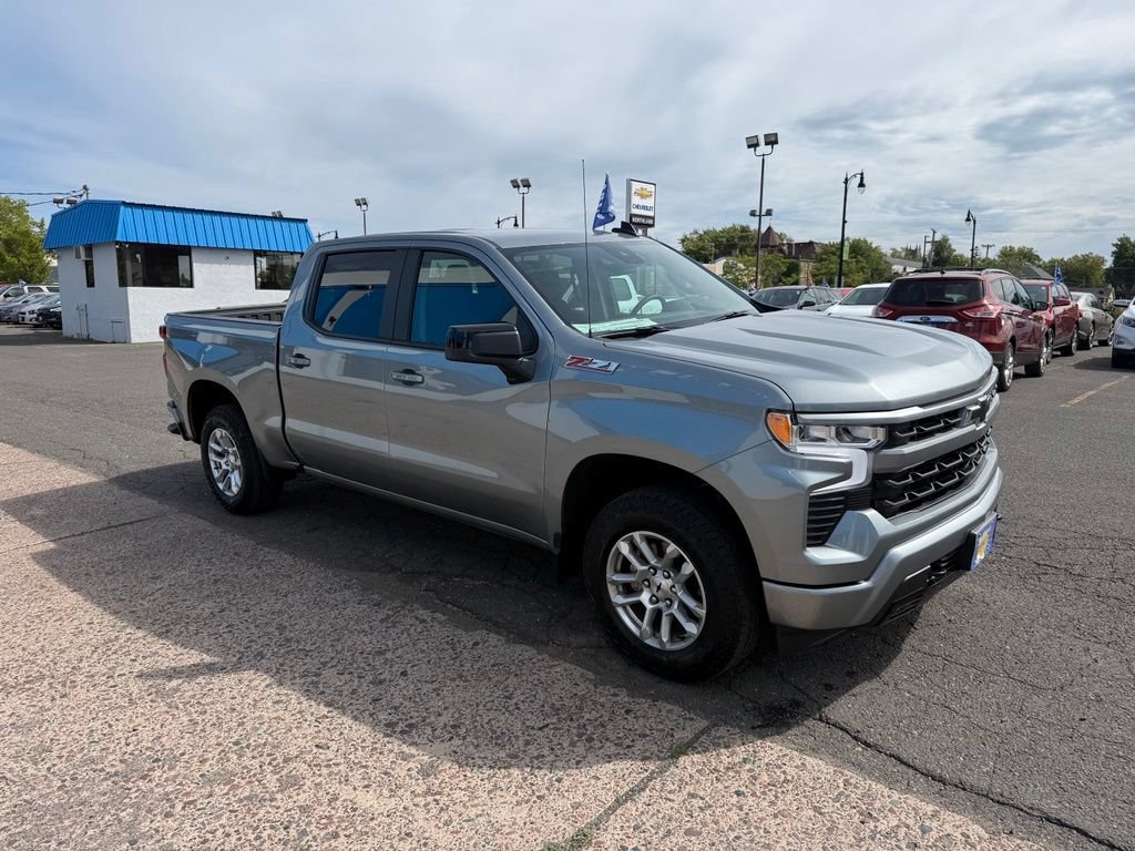 New 2026 Sterling Gray Metallic Chevrolet RST image 6