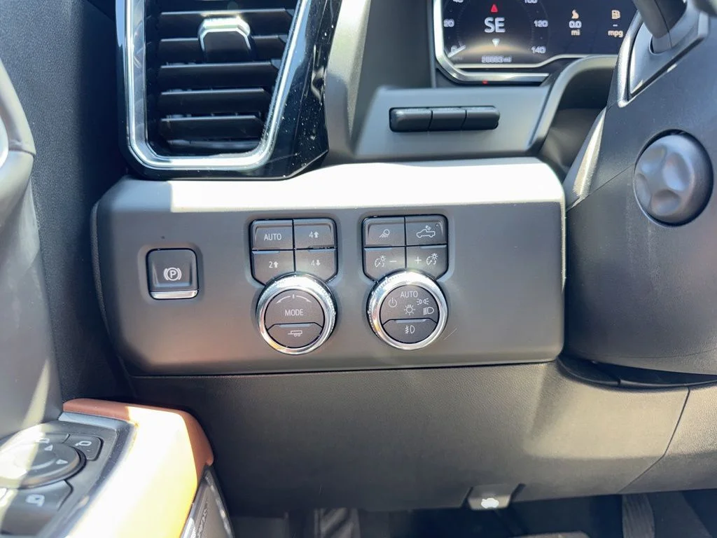 Used 2025 Blue GMC Denali Ultimate image 26