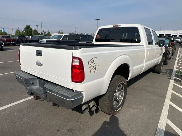 Used 2012 White Ford Lariat image 6