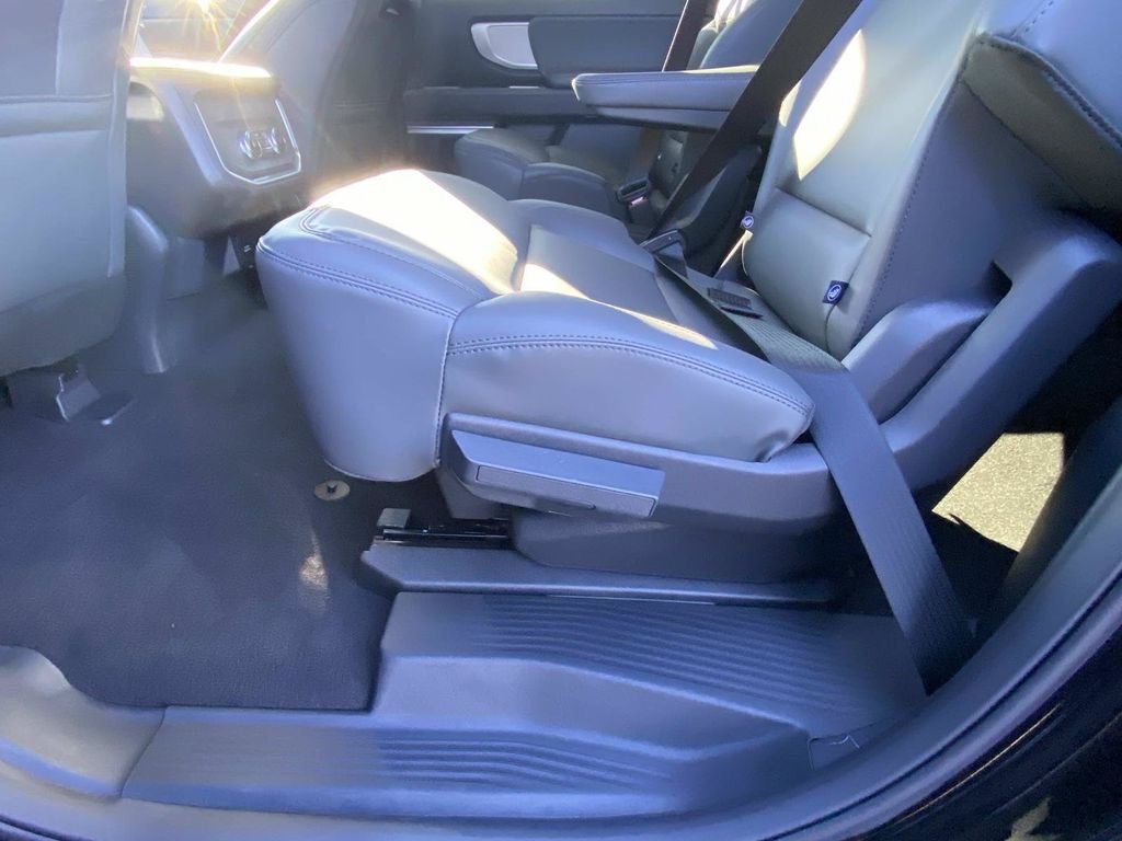 New 2026 Agate Black Metallic Ford MAX Active image 9