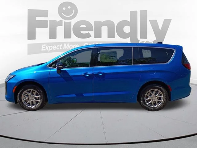 New 2027 Hydro Blue Pearl-Coat Exterior Paint Chrysler Select image 8