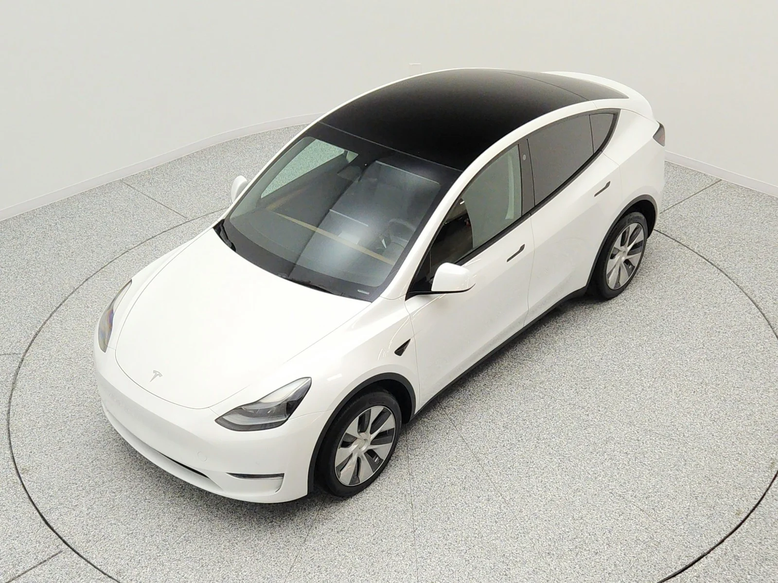 Used 2022 Pearl White Multi-Coat Tesla Long Range AWD image 21