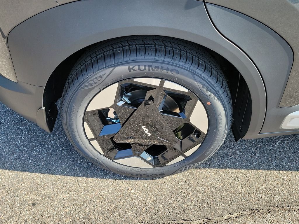New 2027 Interstellar Gray Kia S image 37