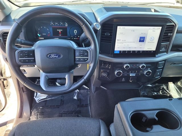 Used 2025  Ford XLT image 9