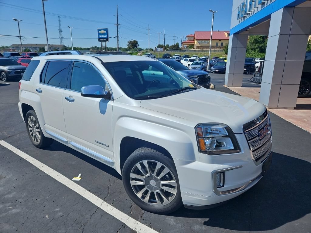 Used 2016 WHITE FROST TRICOAT GMC Denali image 5