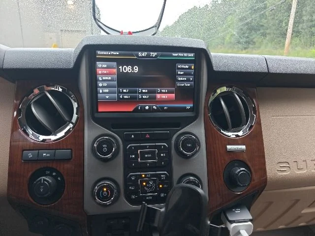 Used 2016 White Ford King Ranch image 11