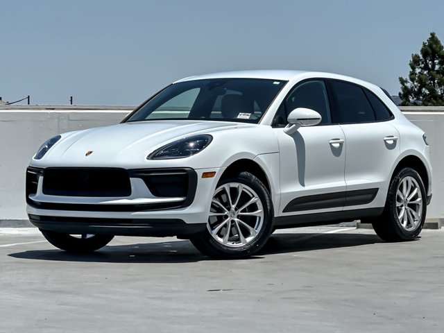 2023 Porsche Macan 