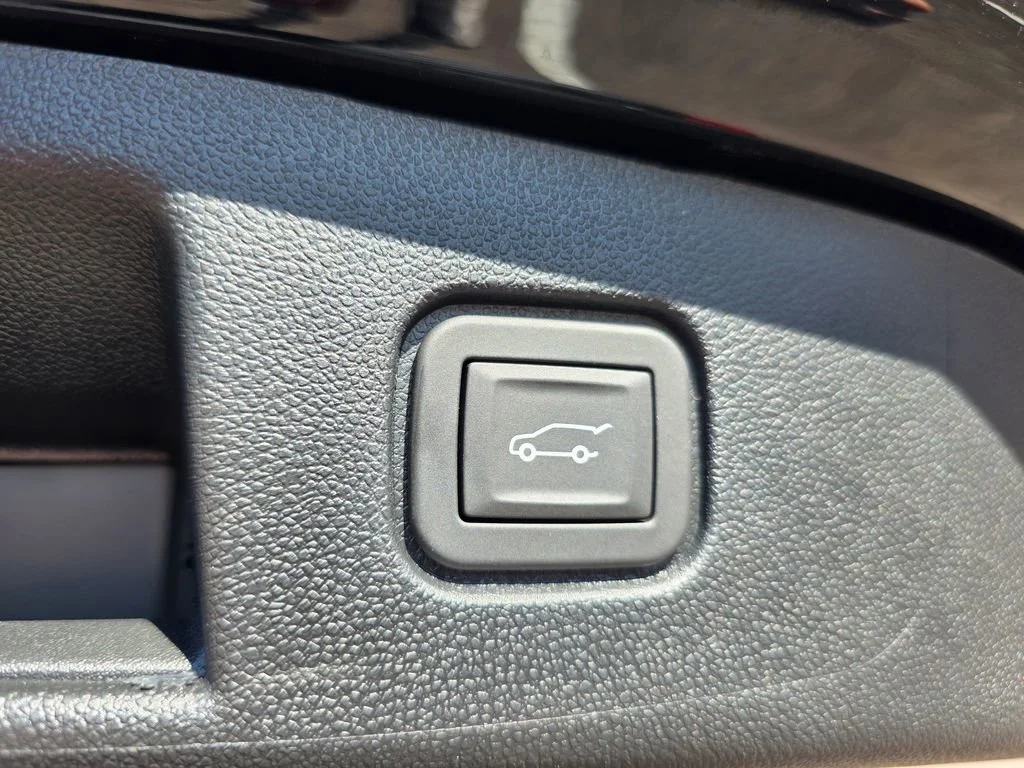 2025 Chevrolet Blazer EV LT - Photo 25