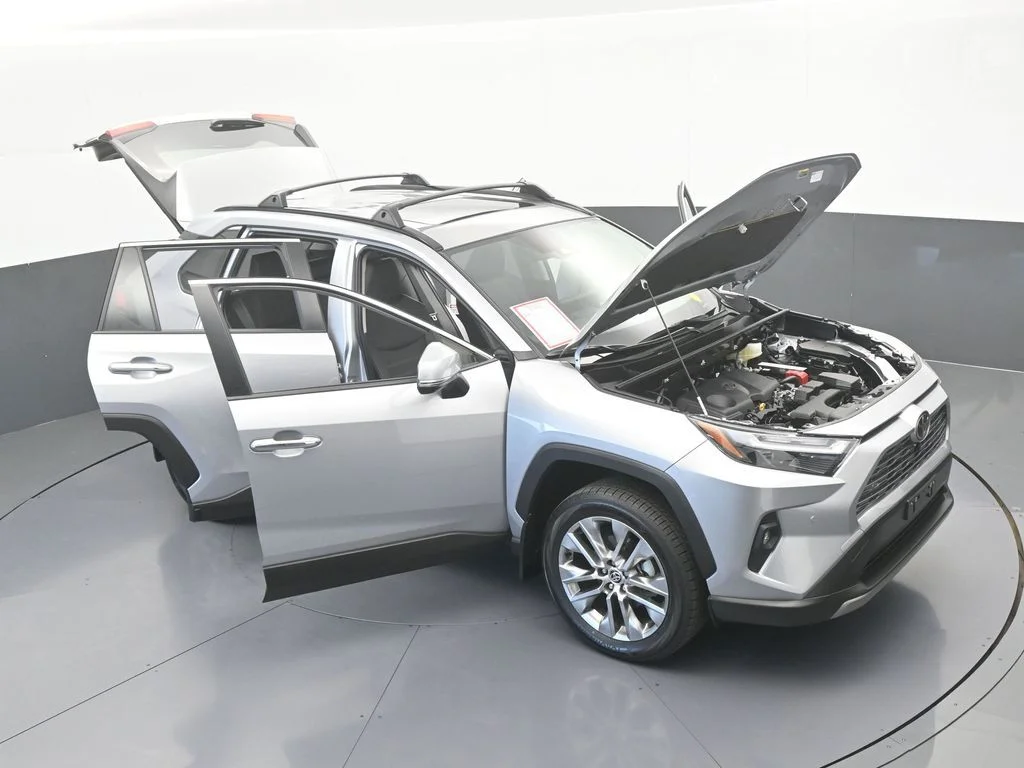 Used 2025 Silver Sky Metallic Toyota Limited image 78