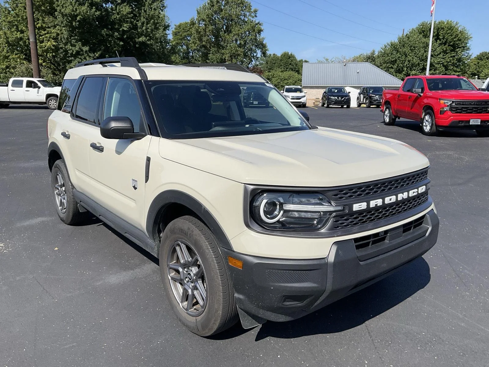 Used 2025 Tan Ford Big Bend image 3