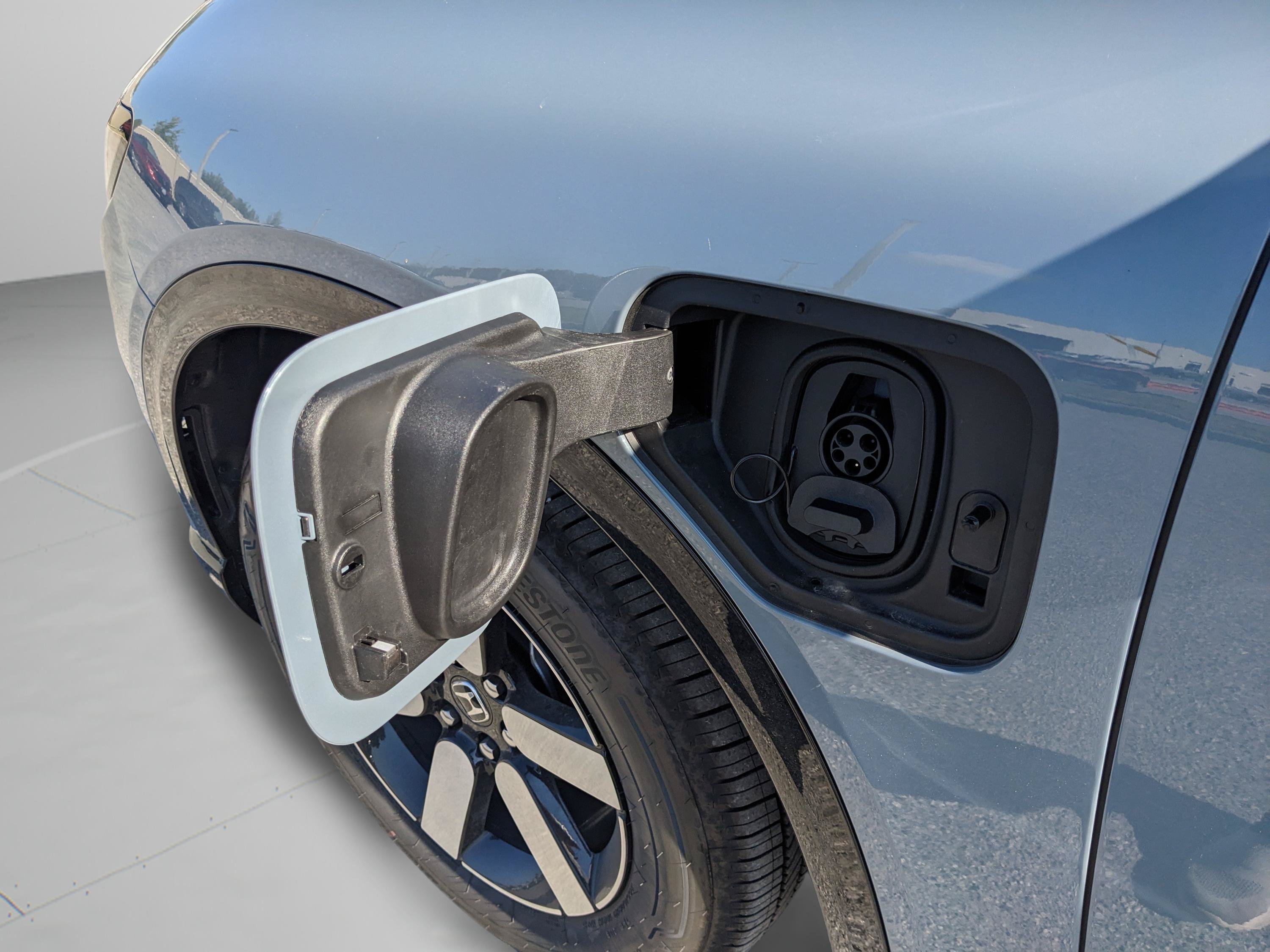 2026 Honda Prologue Touring - Photo 36