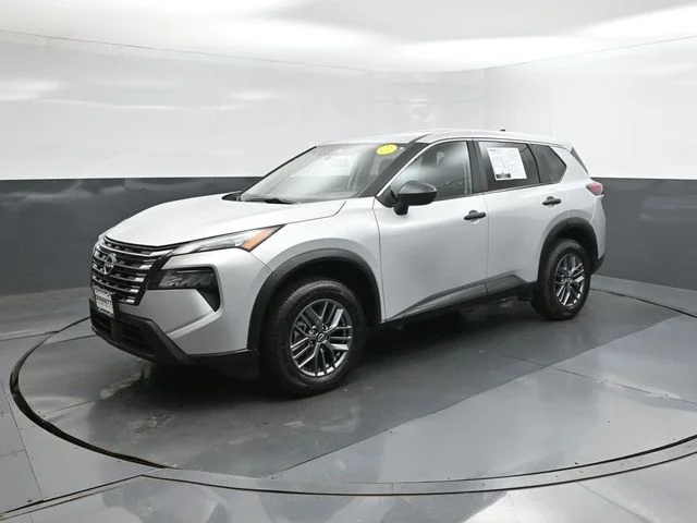 2024 Nissan Rogue S AWD's photo