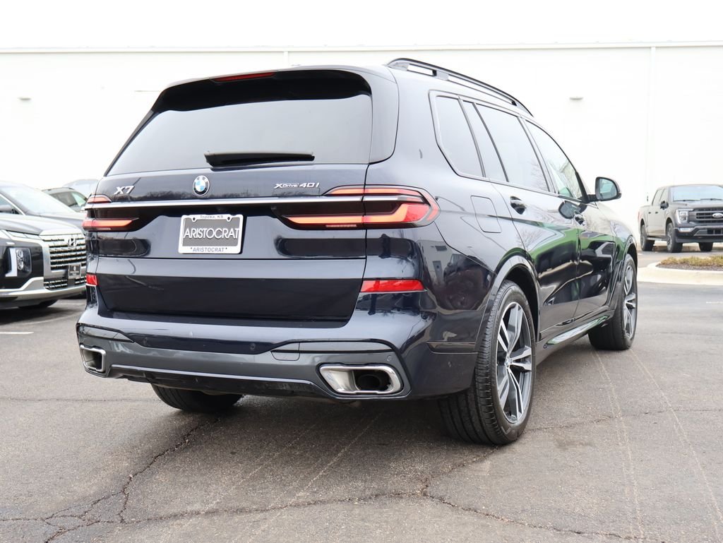 Used 2023 Carbon Black Metallic BMW xDrive40i image 5