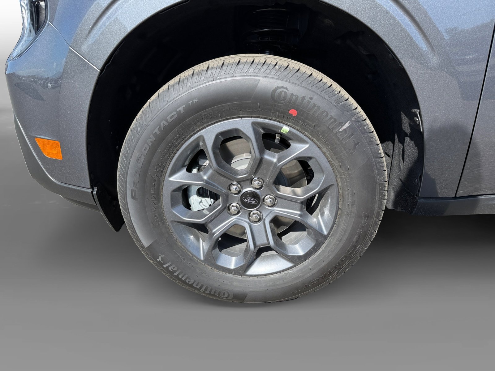 New 2026 Carbonized Gray Metallic Ford XLT image 9