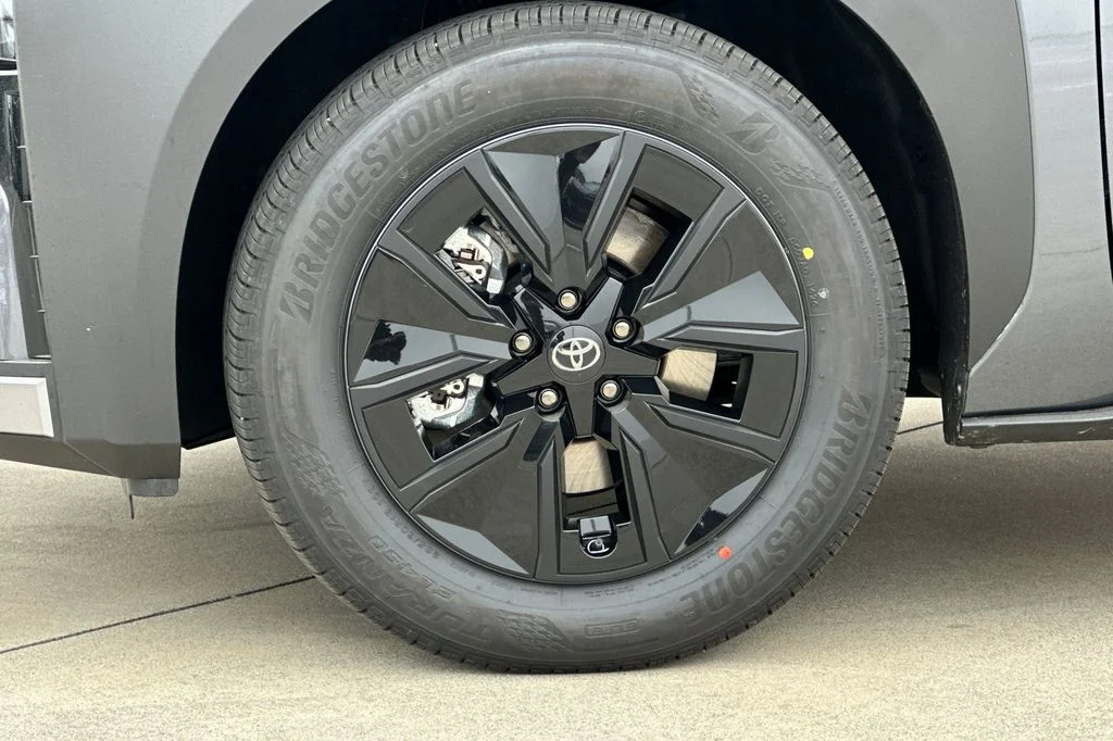 New 2026 Pavement Toyota  image 24