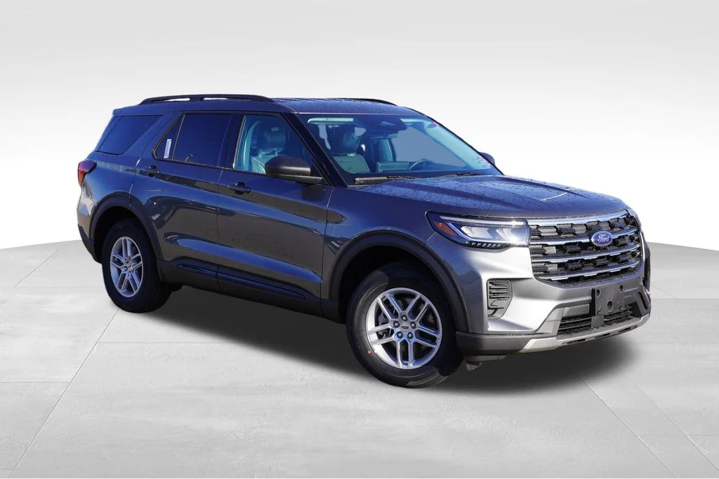 2026 Ford Explorer Active 4WD's photo