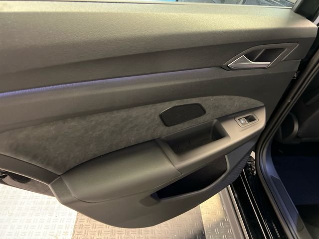 New 2026 Black Volkswagen 2.0T SE image 10