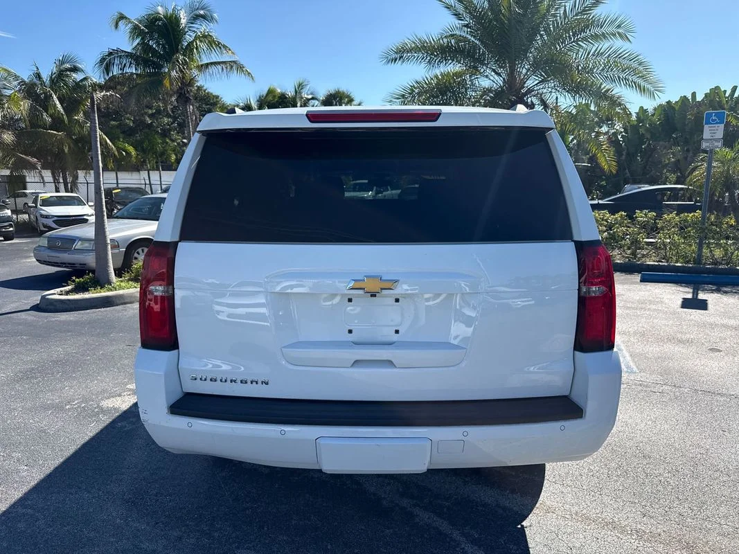 Used 2018  Chevrolet LS image 4