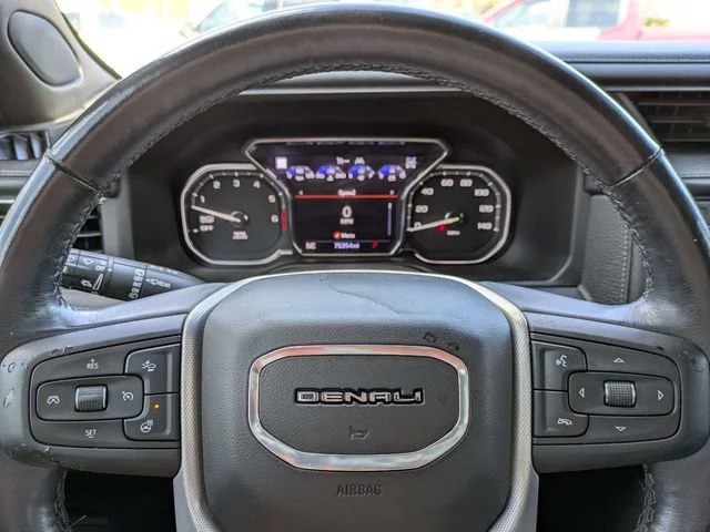 Used 2021 Onyx Black GMC Denali image 33