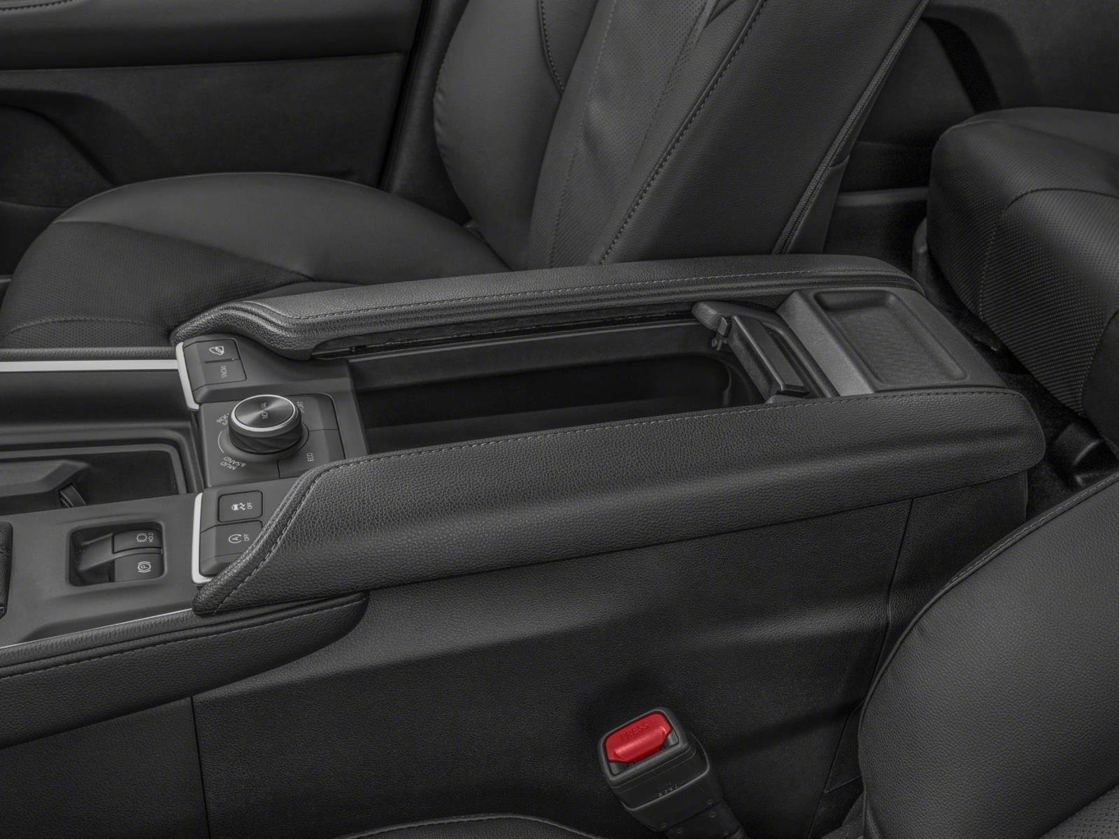 New 2026 Midnight Black Metallic Toyota Platinum image 10