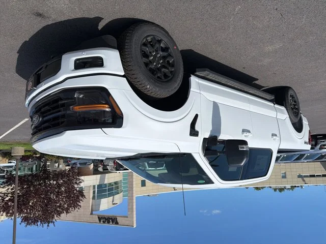 New 2026 Oxford White Ford XLT image 1