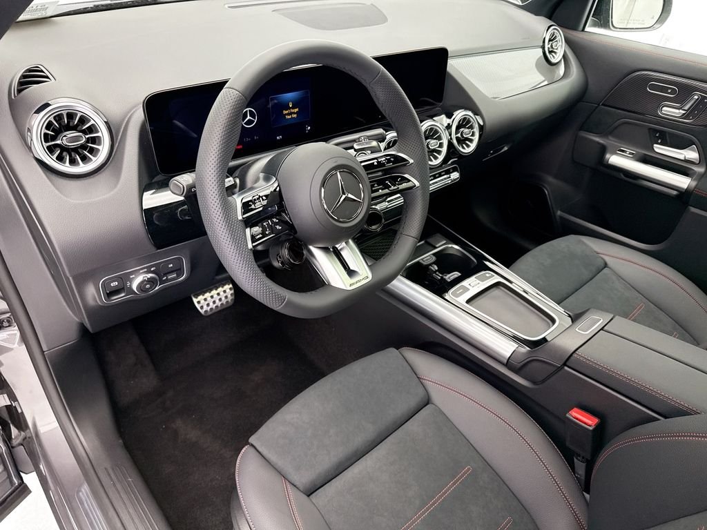 New 2026 Mountain Grey Metallic Mercedes-Benz GLA 35 AMG® image 10