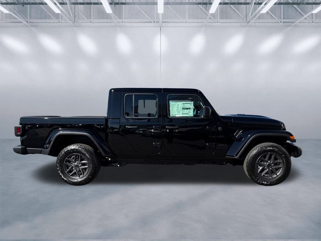 New 2026 Black Clear-Coat Exterior Paint Jeep Sport S image 3