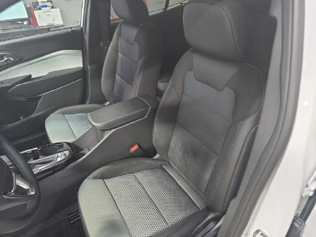2026 Chevrolet Trax LT - Photo 17