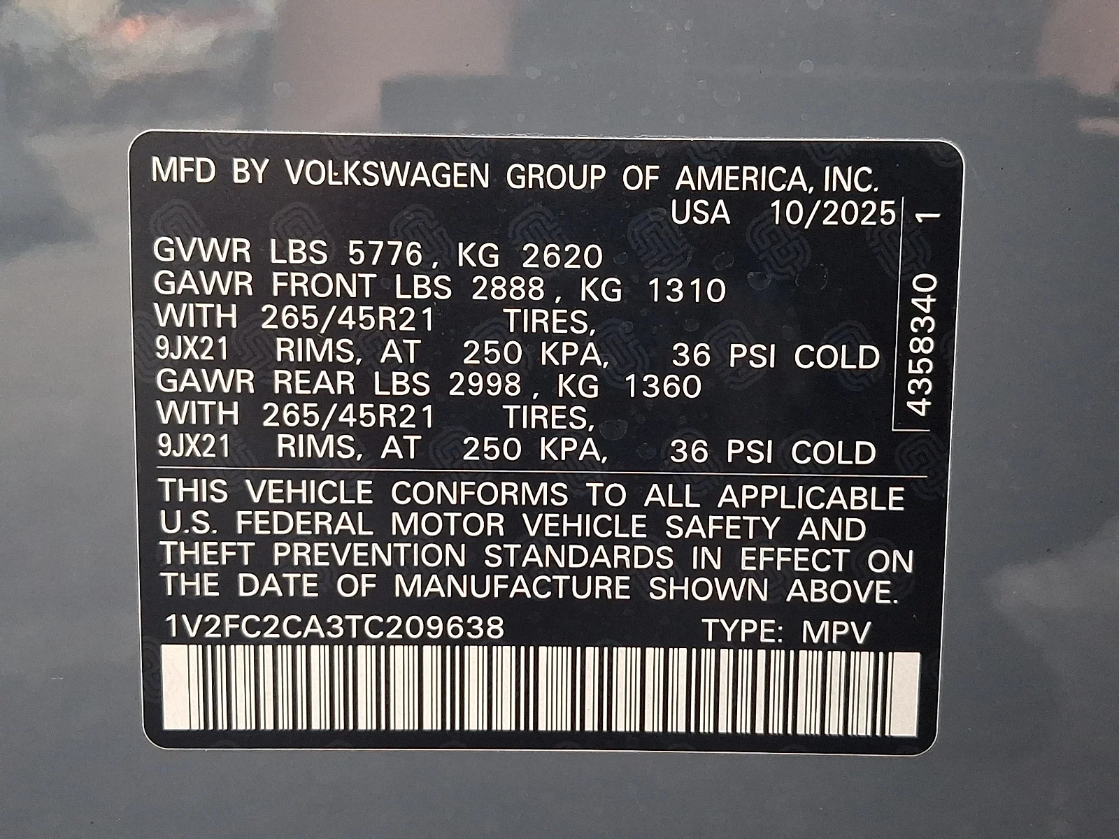 2026 Volkswagen Atlas Cross Sport SEL Premium R-LINE - Photo 11