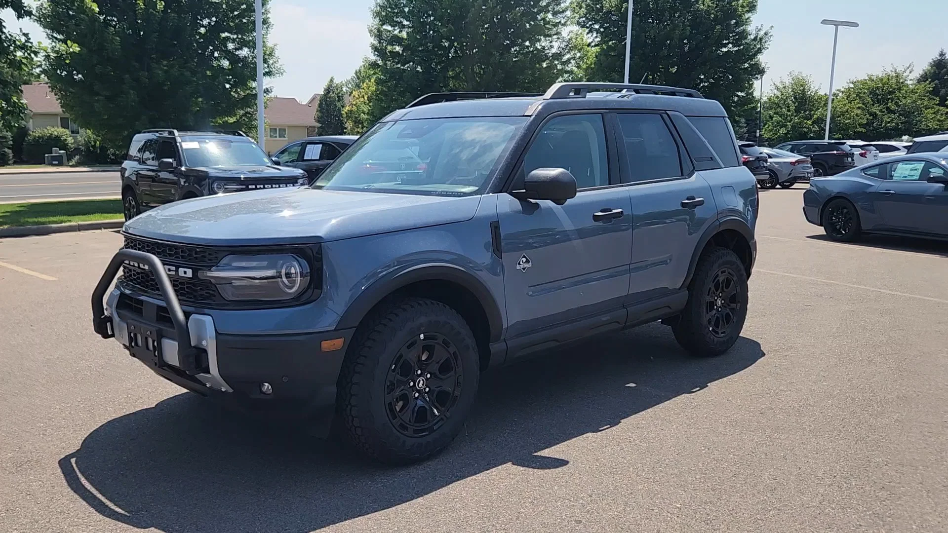 New 2026 Azure Gray Metallic Tri-Coat Ford Outer Banks image 3