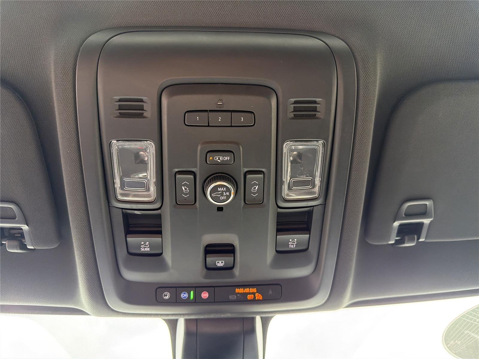 Used 2021 Satin Steel Metallic GMC SLT image 13