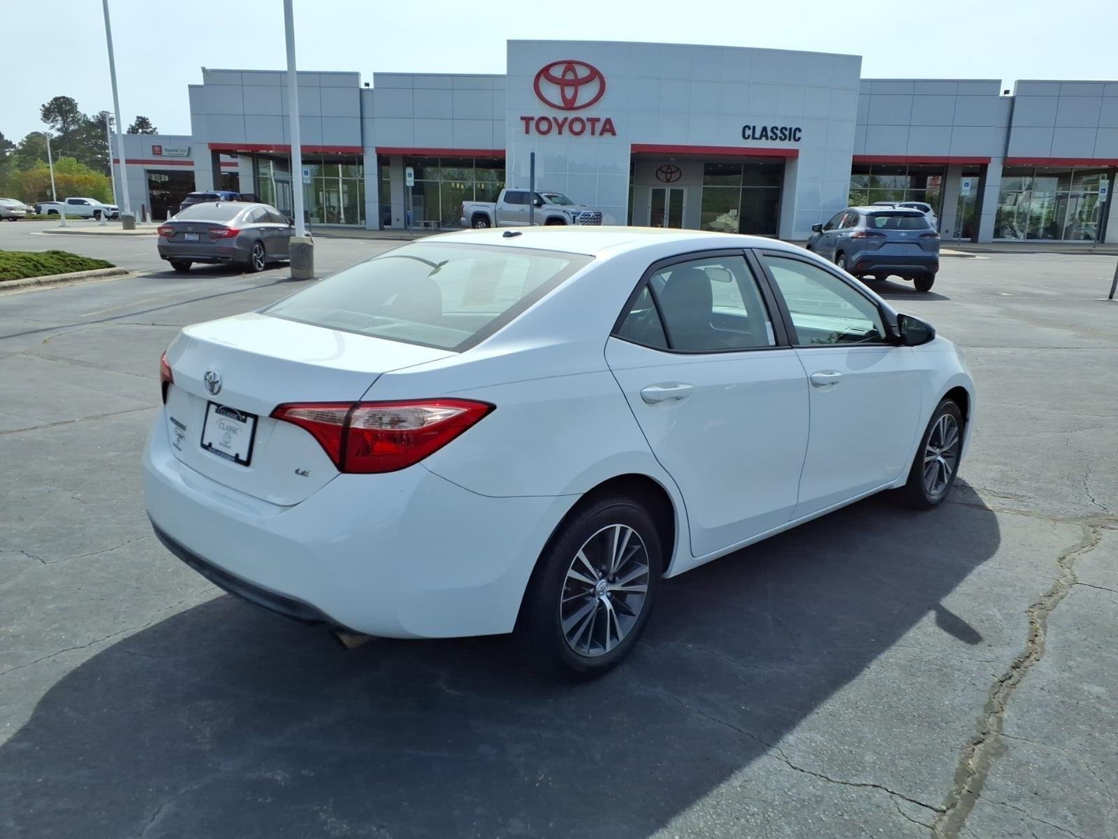 Used 2017 Toyota Corolla LE with VIN 2T1BURHE8HC929663 for sale in Henderson, NC
