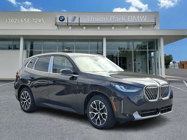 New 2026 Dark Graphite Metallic BMW 30 xDrive image 3