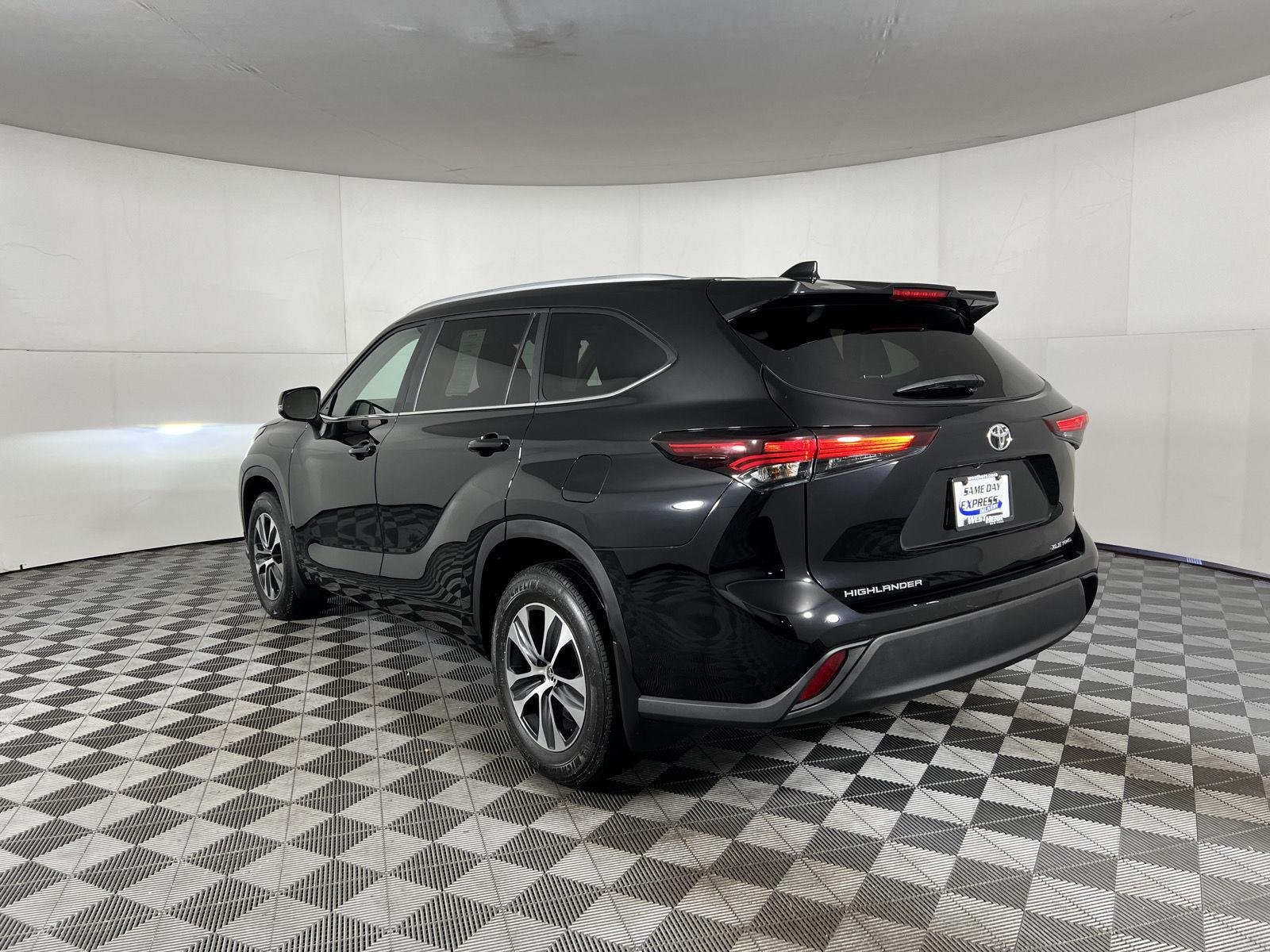 Used 2024 Midnight Black Metallic Toyota XLE image 6
