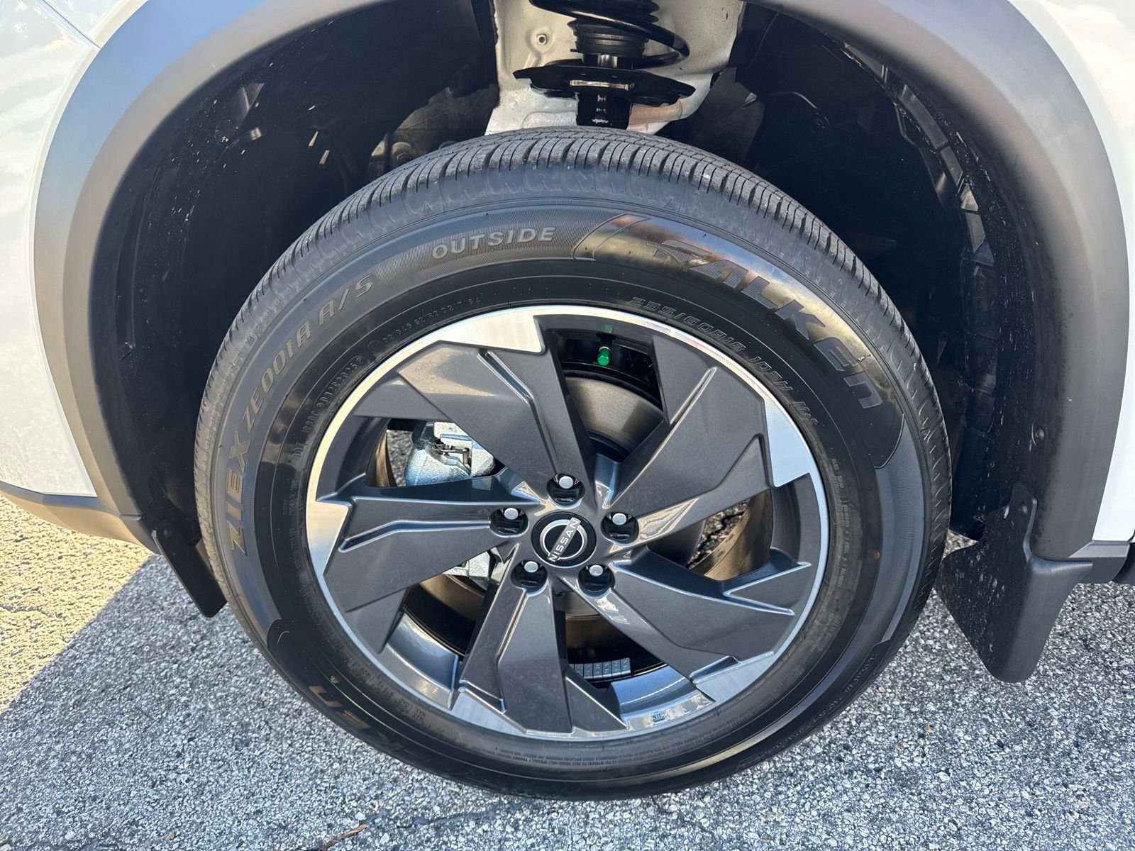 New 2026 Nissan Rogue SV 4D Sport Utility