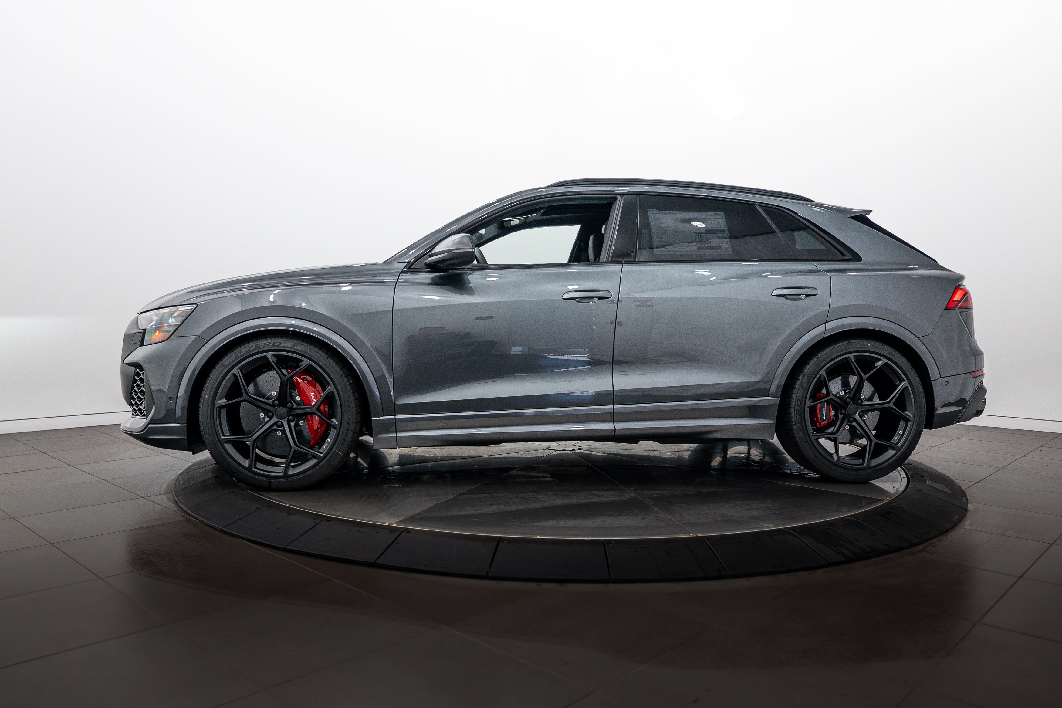 New 2026 Daytona Gray Audi performance image 7