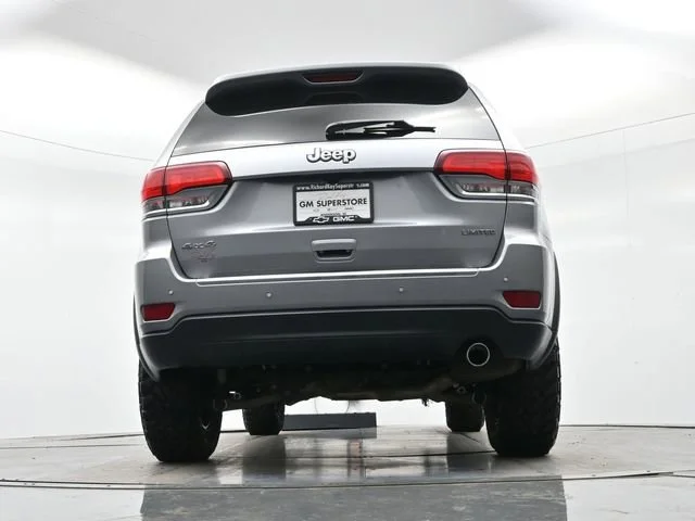 Used 2020 Billet Silver Metallic Clearcoat Jeep Limited image 28