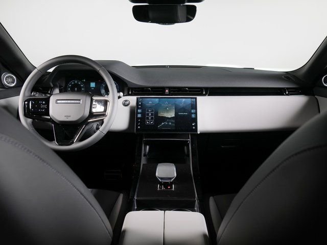 New 2026 Fuji White Land Rover Hoxton Edition image 4