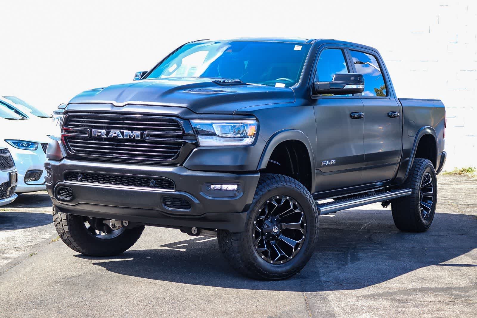 2022 RAM 1500 Laramie Crew Cab 5'7's photo