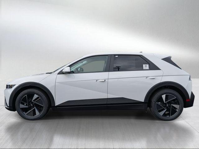 New 2026 White Hyundai SE image 6