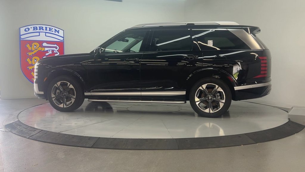 New 2026 Abyss Black Hyundai Limited AWD image 4