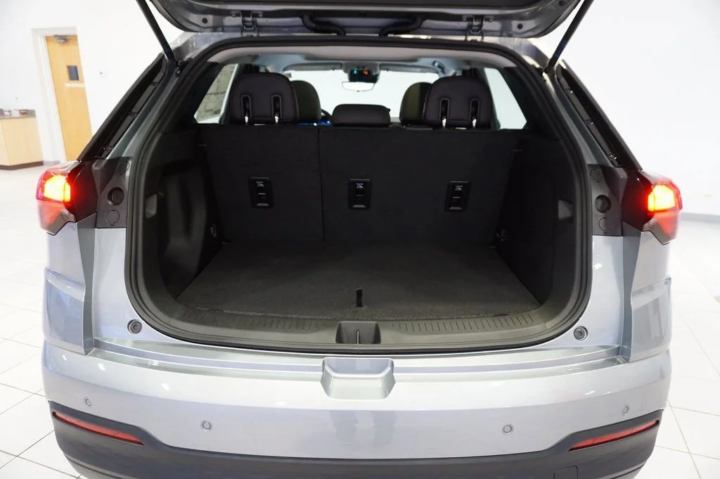 2027 Chevrolet Bolt RS - Photo 28
