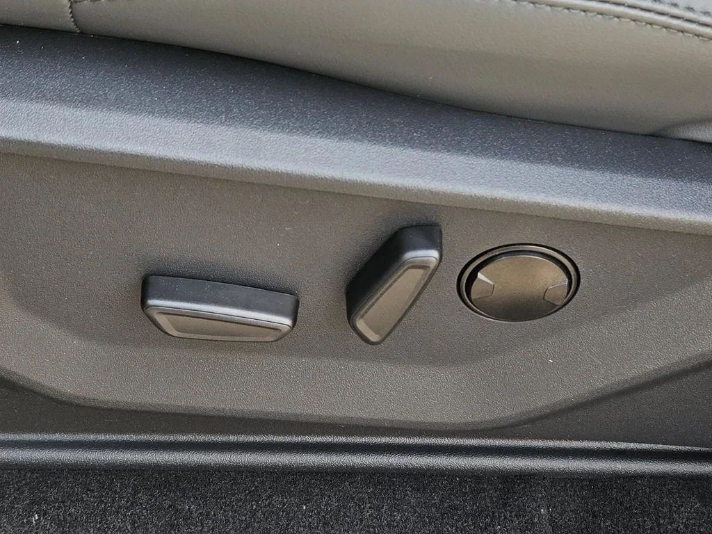 New 2026 Agate Black Metallic Ford Active image 27