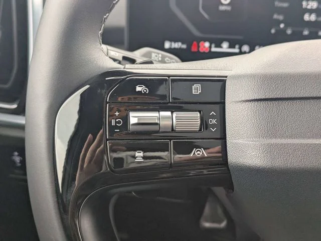 New 2026 Wolf Gray Kia S image 23